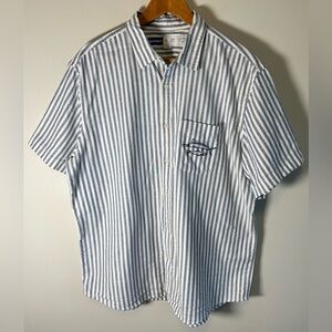 Old Navy Everyday Shirt Men's XL Blue Striped Pocket Fish Embroidered Chemise